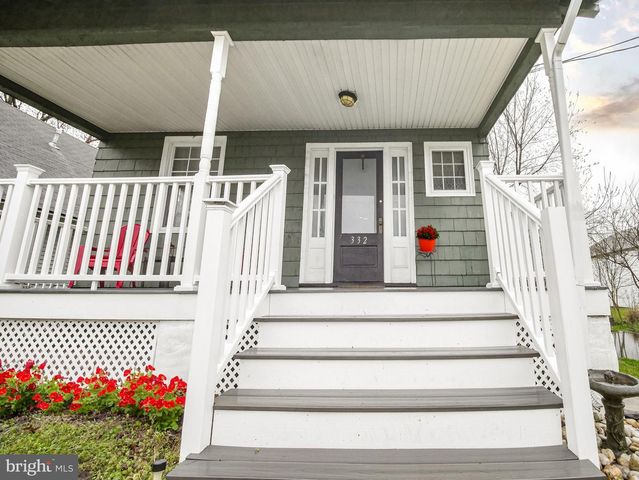 332 CROWN POINT RD, Thorofare, NJ 08086