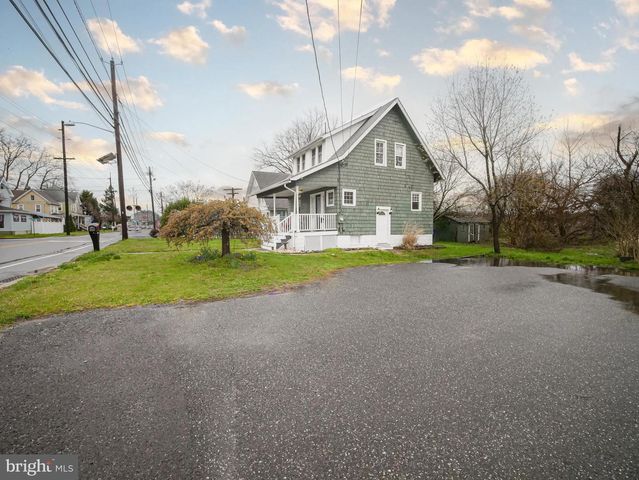 332 CROWN POINT RD, Thorofare, NJ 08086
