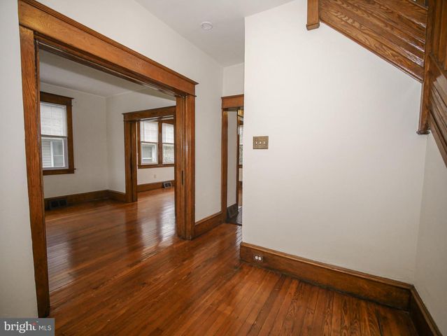 332 CROWN POINT RD, Thorofare, NJ 08086