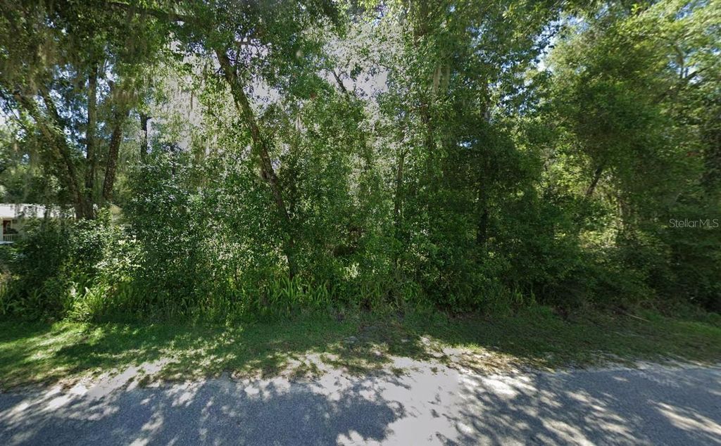 Image 2 of property listing at 5266 S ROMANS AVENUE, Inverness, FL 34452