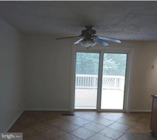 13591 RUSH DR, Woodbridge, VA 22192