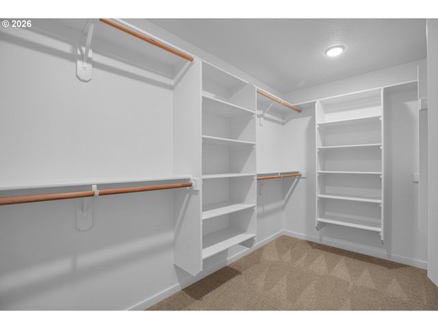 6015 Se STEELE St, Portland, OR 97206