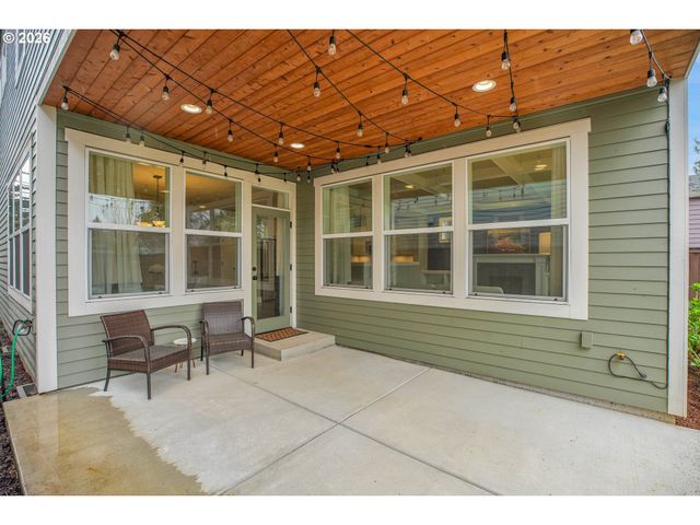 6015 Se STEELE St, Portland, OR 97206