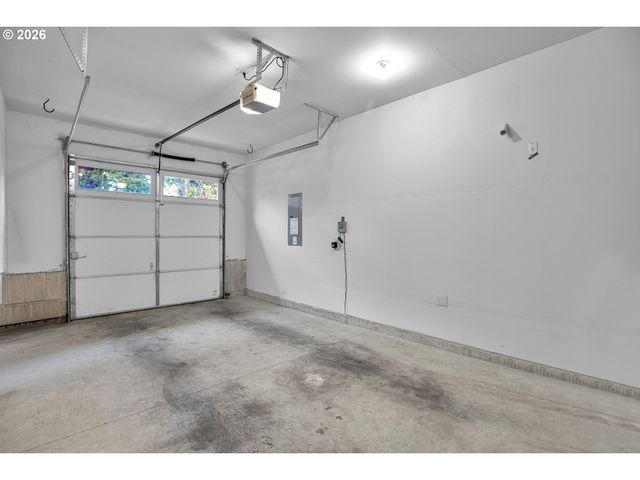 6015 Se STEELE St, Portland, OR 97206