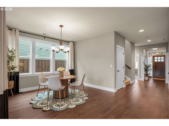 6015 Se STEELE St, Portland, OR 97206