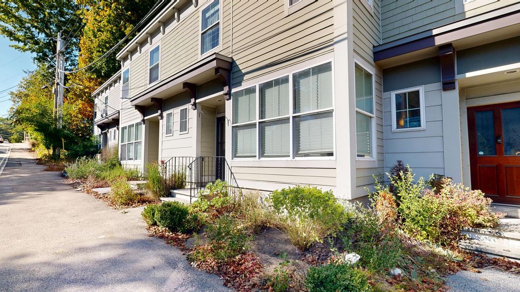 5 Academy Street, Auburn, ME 04210 — photo 2