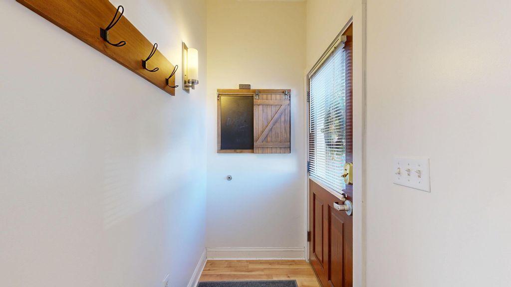 5 Academy Street, Auburn, ME 04210 — photo 5