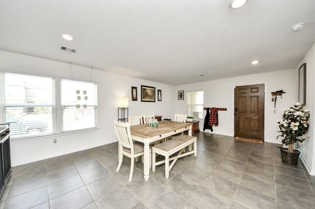 14635 Hemlock Knoll Lane, Houston, TX 77068