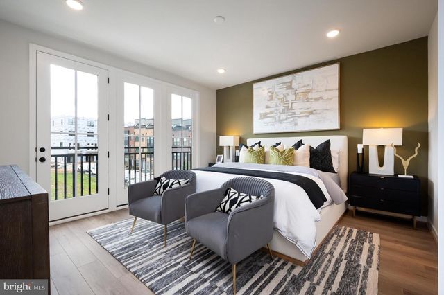 6214 CROSSWIND DR, North Bethesda, MD 20852