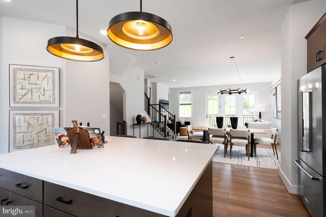 6214 CROSSWIND DR, North Bethesda, MD 20852