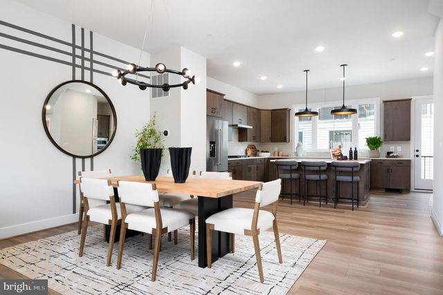6214 CROSSWIND DR, North Bethesda, MD 20852