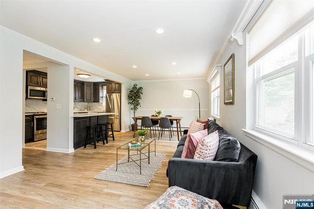 7 Van Vleck Street C0009, Montclair, NJ 07042