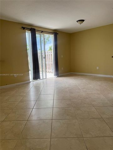 3064 SE 1st Dr 7, Homestead, FL 33033