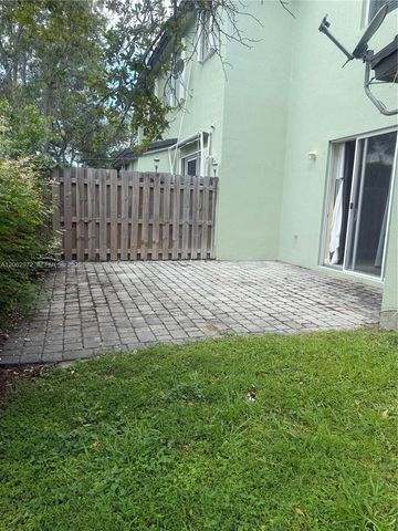 3064 SE 1st Dr 7, Homestead, FL 33033
