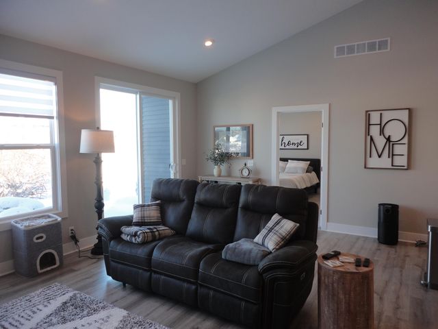 1469 Eagle Shore 41, Georgetown Twp, MI 49426