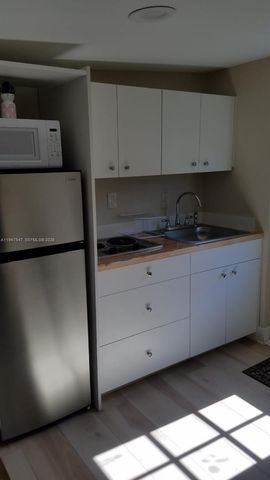 15290 SW 117th Ter 1, Miami, FL 33196