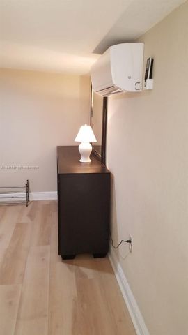 15290 SW 117th Ter 1, Miami, FL 33196