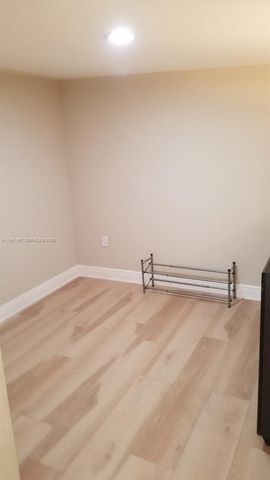 15290 SW 117th Ter 1, Miami, FL 33196