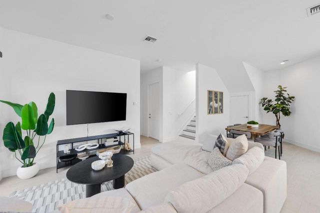 2201 Florida Boulevard, Delray Beach, FL 33483