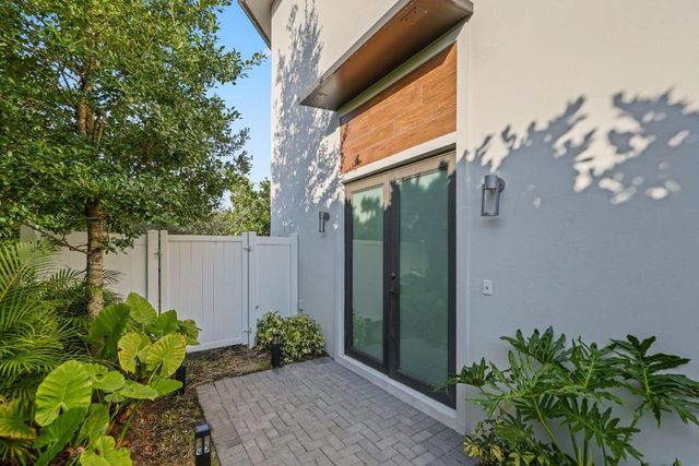 2201 Florida Boulevard, Delray Beach, FL 33483