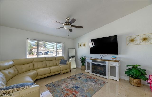 6149 Vista Verde, Las Vegas, NV 89146