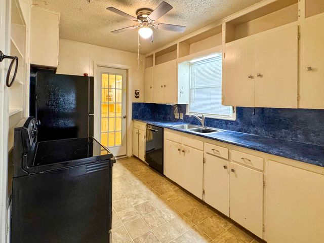 2307 W Twohig Avenue, San Angelo, TX 76901