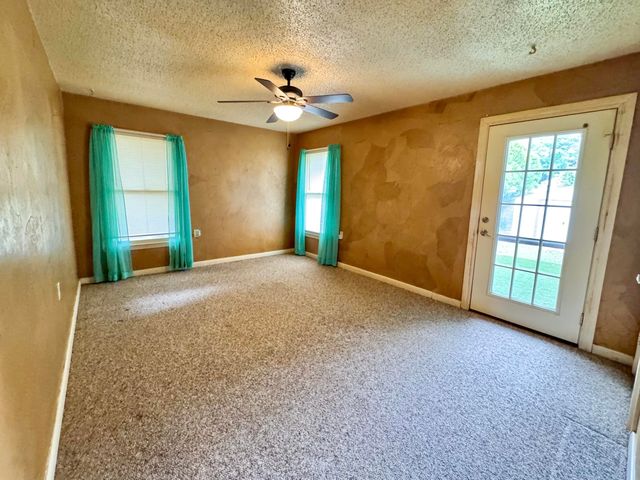 2307 W Twohig Avenue, San Angelo, TX 76901