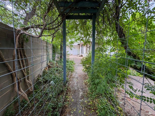 2307 W Twohig Avenue, San Angelo, TX 76901