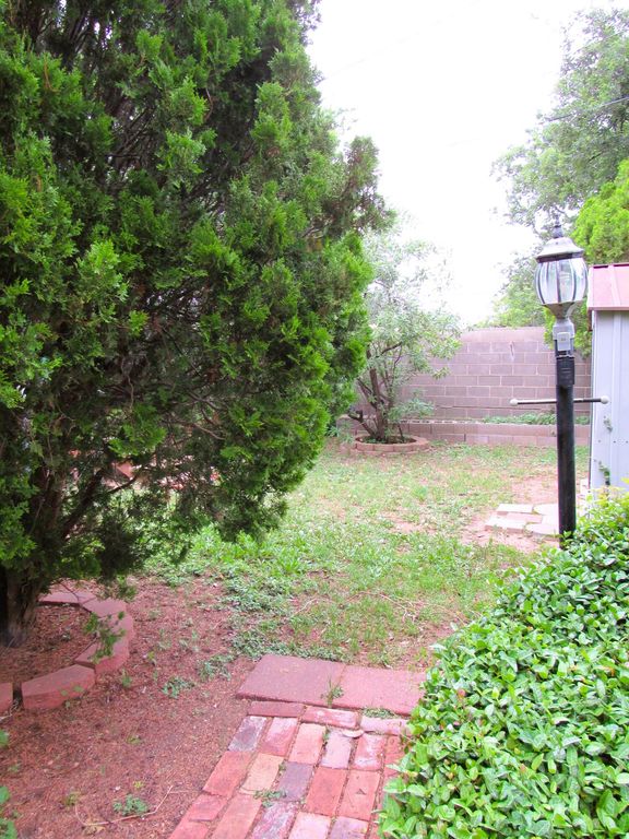 Image 25 of property listing at 2307 W Twohig Avenue, San Angelo, TX 76901