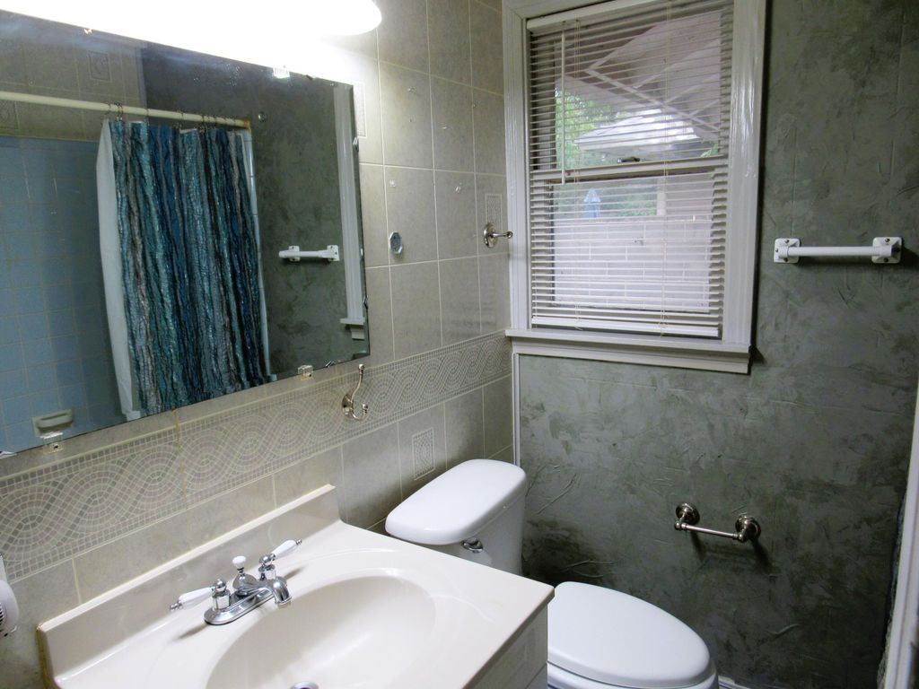 Image 34 of property listing at 2307 W Twohig Avenue, San Angelo, TX 76901