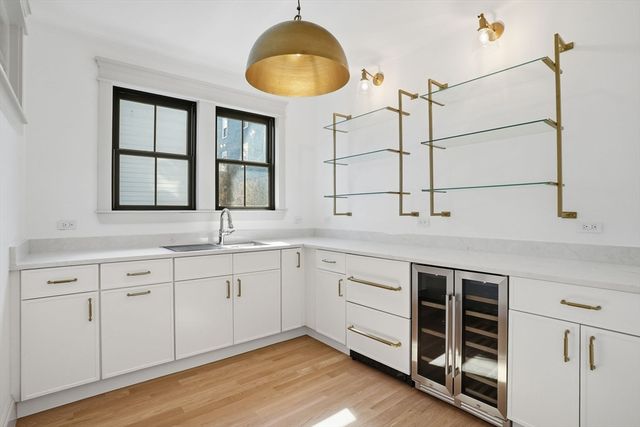 180 Larch Rd, Cambridge, MA 02138