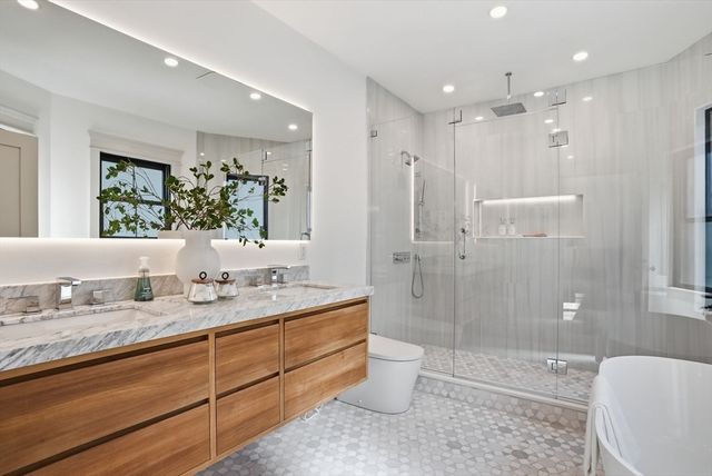 180 Larch Rd, Cambridge, MA 02138