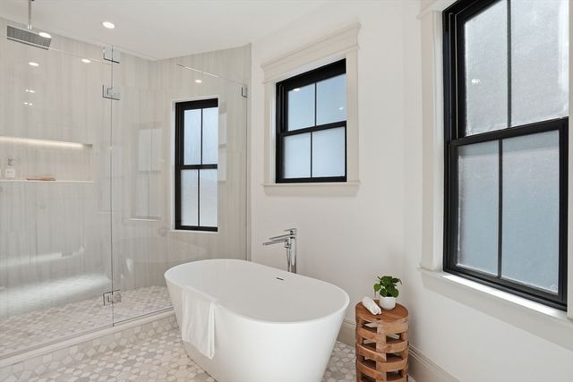 180 Larch Rd, Cambridge, MA 02138