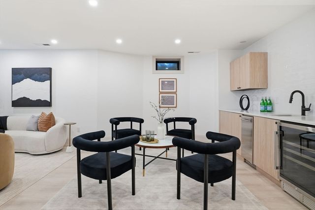 180 Larch Rd, Cambridge, MA 02138