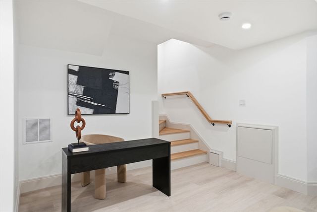 180 Larch Rd, Cambridge, MA 02138