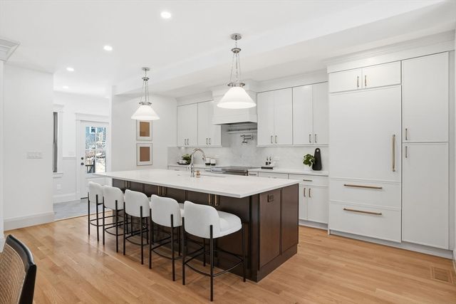 180 Larch Rd, Cambridge, MA 02138