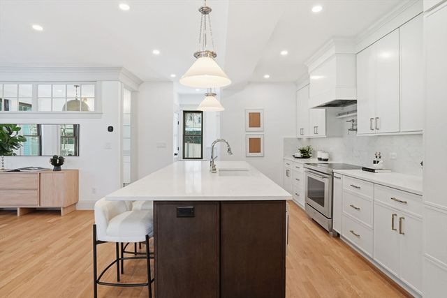 180 Larch Rd, Cambridge, MA 02138