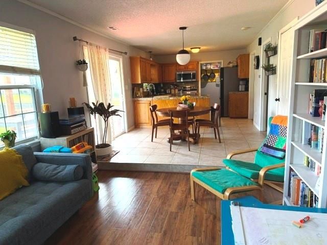 4301 NW Cortland Drive, Blue Springs, MO 64015