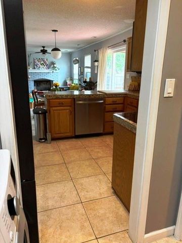 4301 NW Cortland Drive, Blue Springs, MO 64015