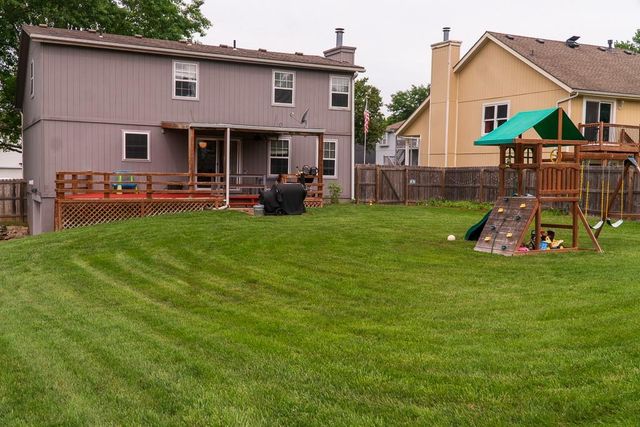 4301 NW Cortland Drive, Blue Springs, MO 64015