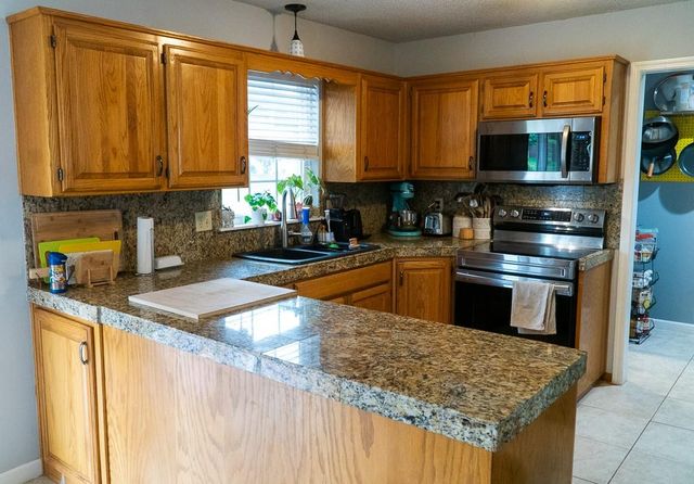 4301 NW Cortland Drive, Blue Springs, MO 64015