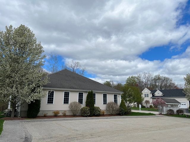 3 Enaya Cir 3, Worcester, MA 01606
