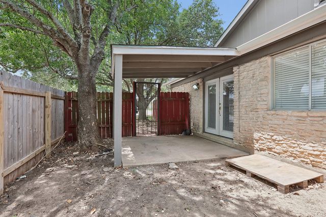11912 Sunhillow BND B, Austin, TX 78758