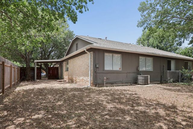 11912 Sunhillow BND B, Austin, TX 78758
