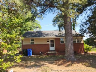 469 McBain Drive, Fayetteville, NC 28303