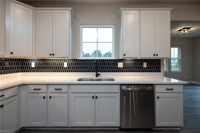 328 Station DR, Suffolk, VA 23434
