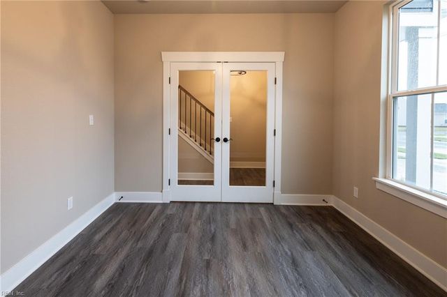 328 Station DR, Suffolk, VA 23434