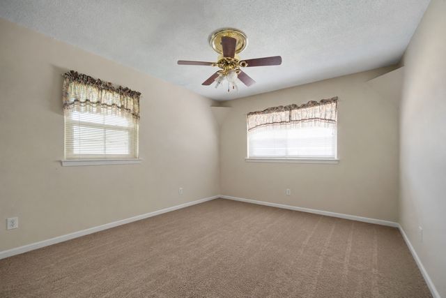 501 Simmons Drive, Euless, TX 76040