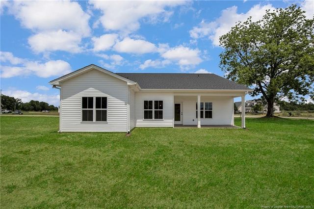 121 Merle Rd Road, Pinebluff, NC 28373