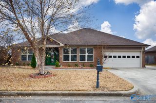 15814 Landview Lane, Athens, AL 35613